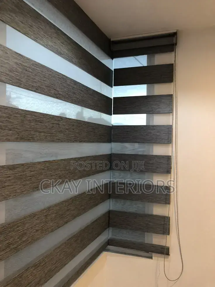 Beautiful Horizontal Blinds for Beautifully Managed Light