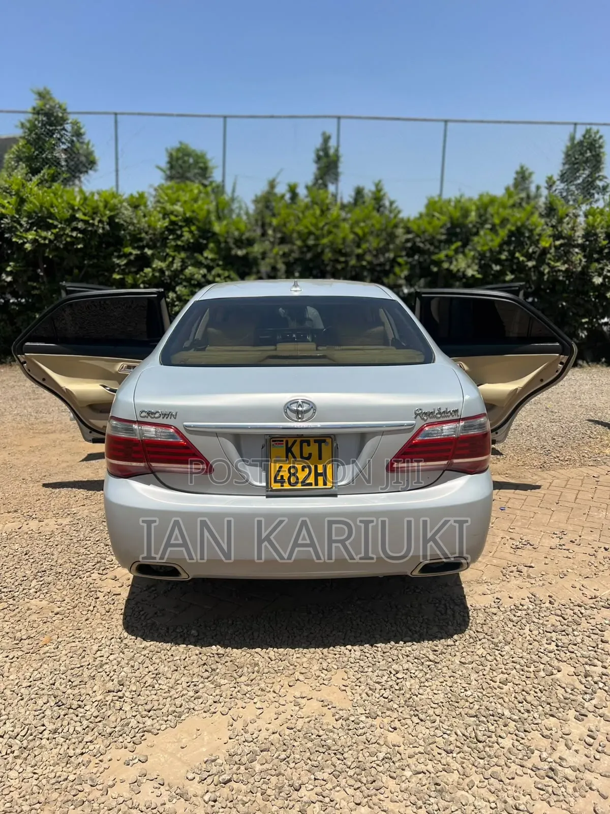 Toyota Crown 2011 Silver