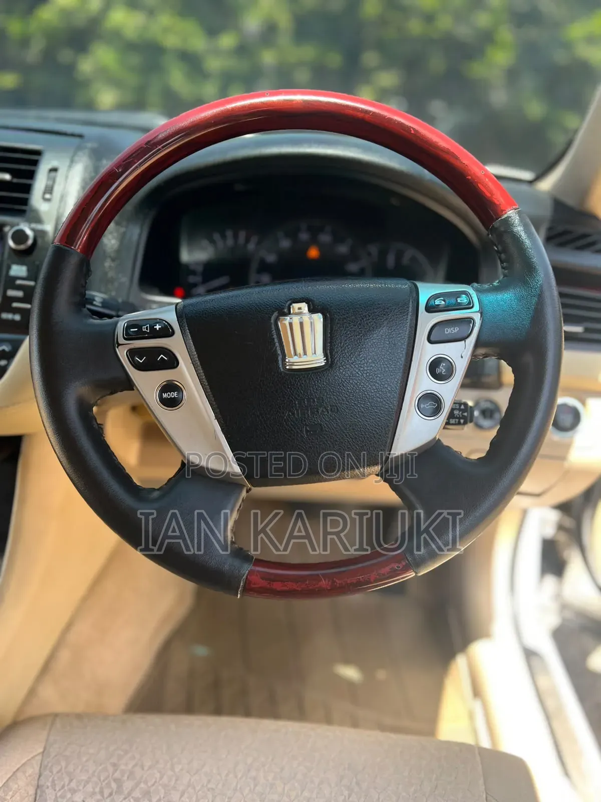 Toyota Crown 2011 Silver