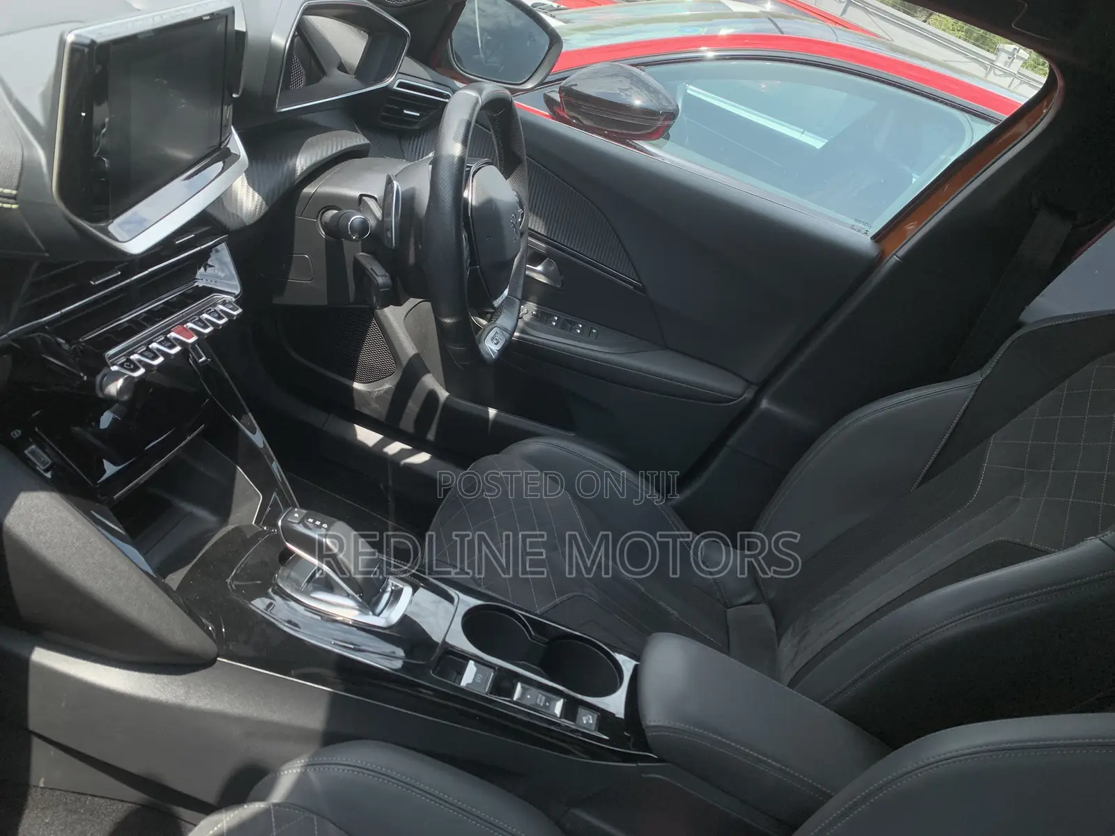 Peugeot 2008 1.2 PureTech (130 Hp) 2019 Orange