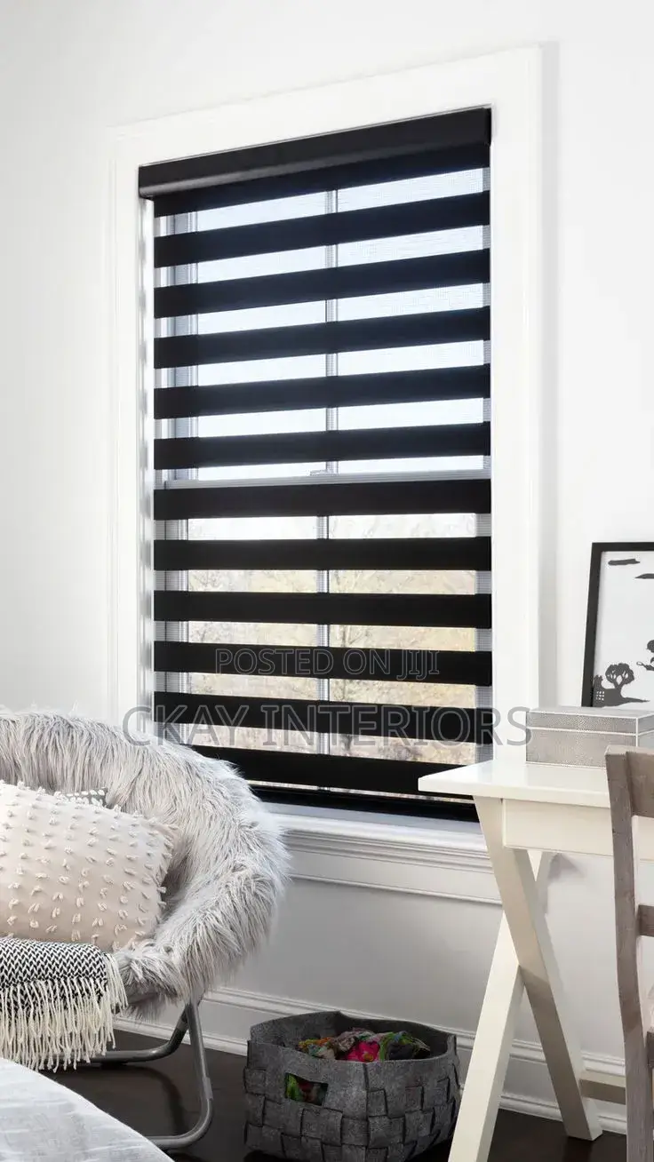 Beautiful Horizontal Blinds for Restaurants