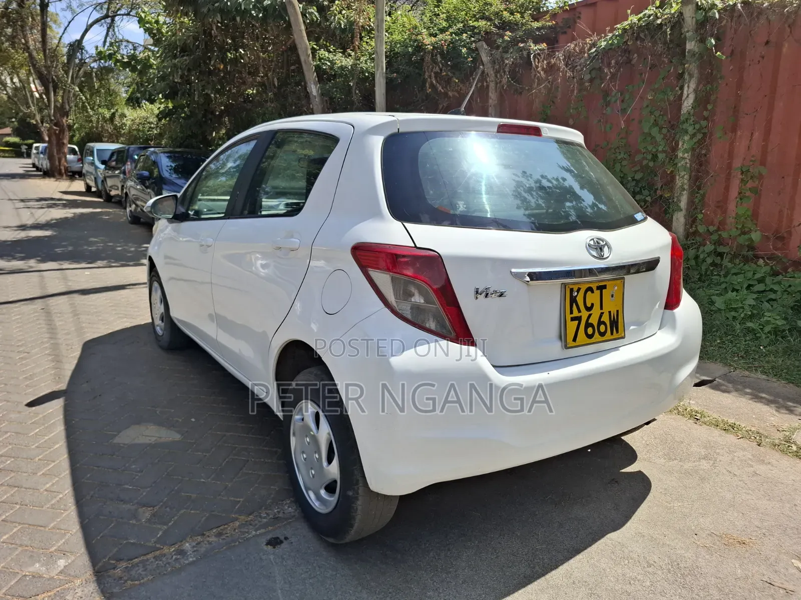 Toyota Vitz 2011 White