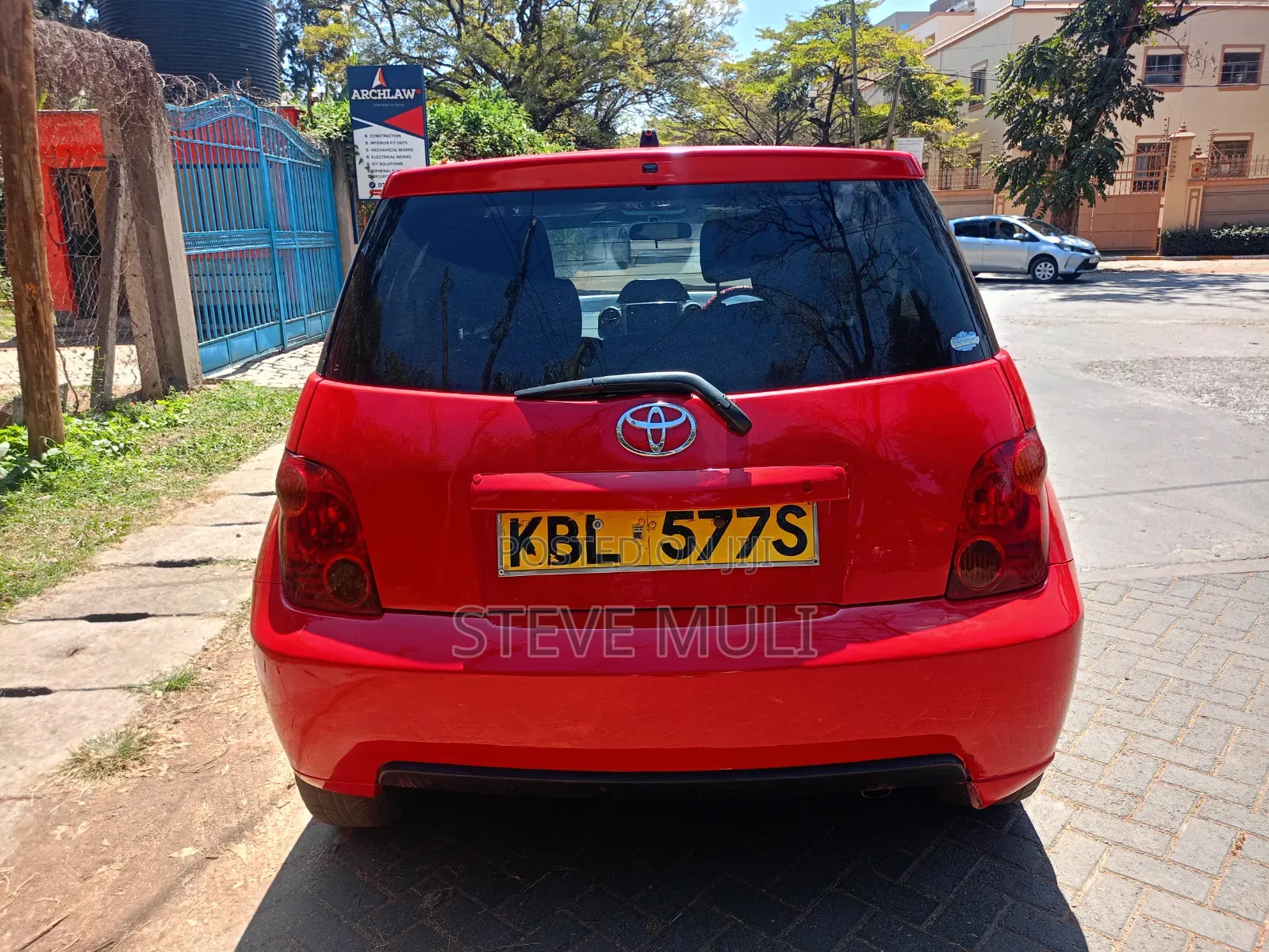 Toyota IST 2004 Red