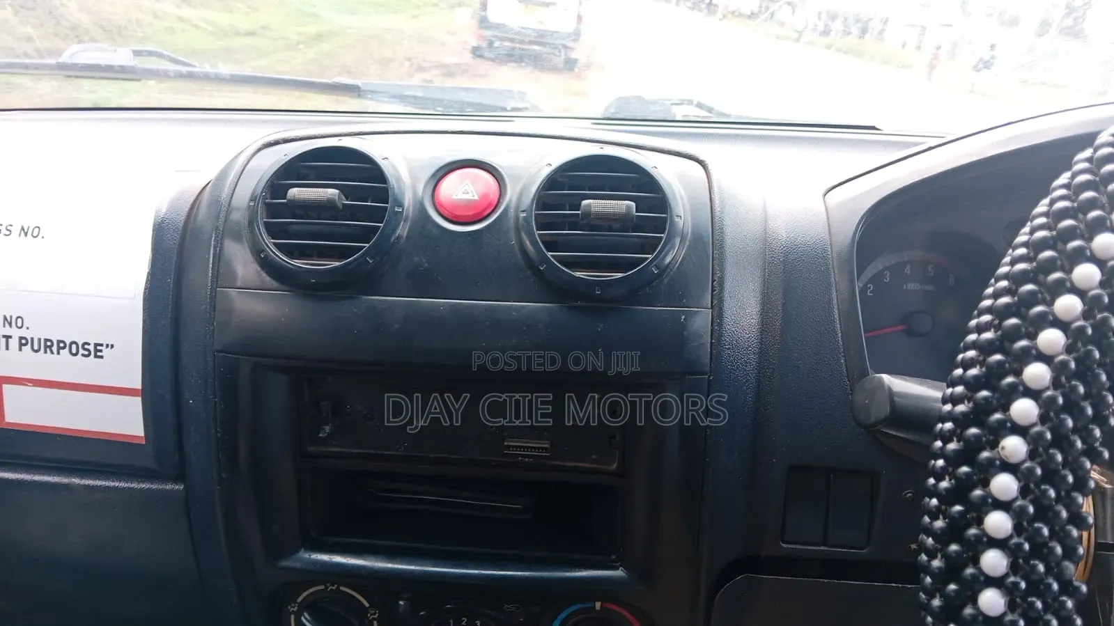 Isuzu D-MAX 2010 White