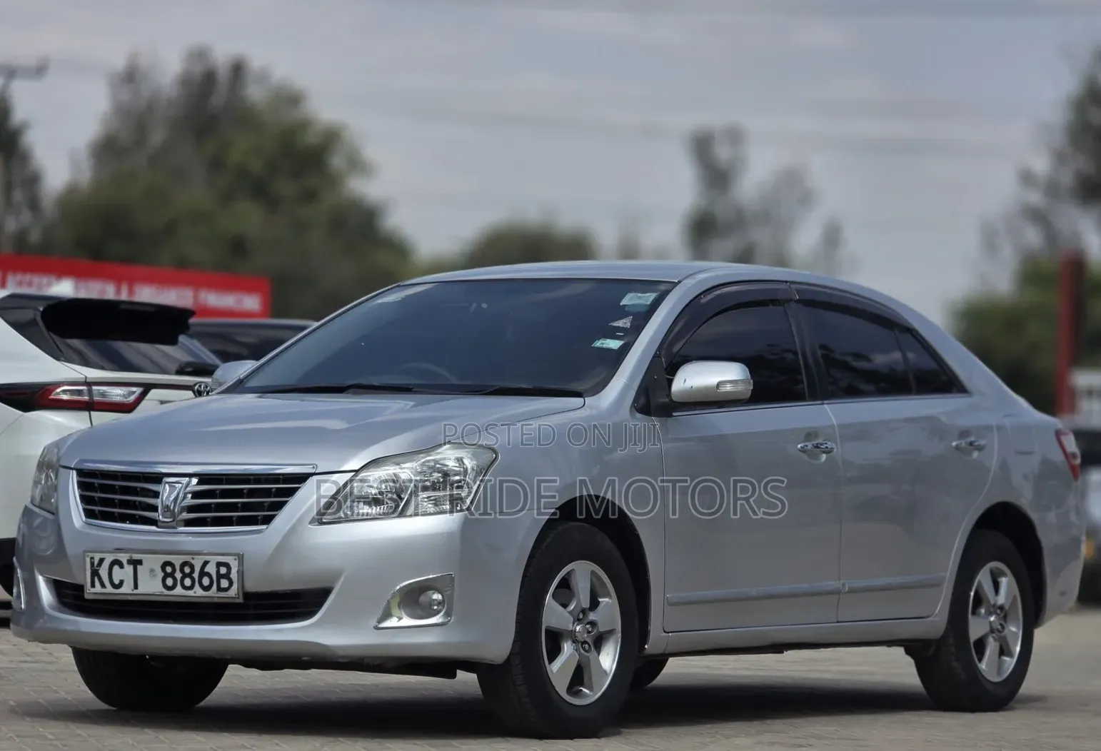 Toyota Premio 2012 Silver