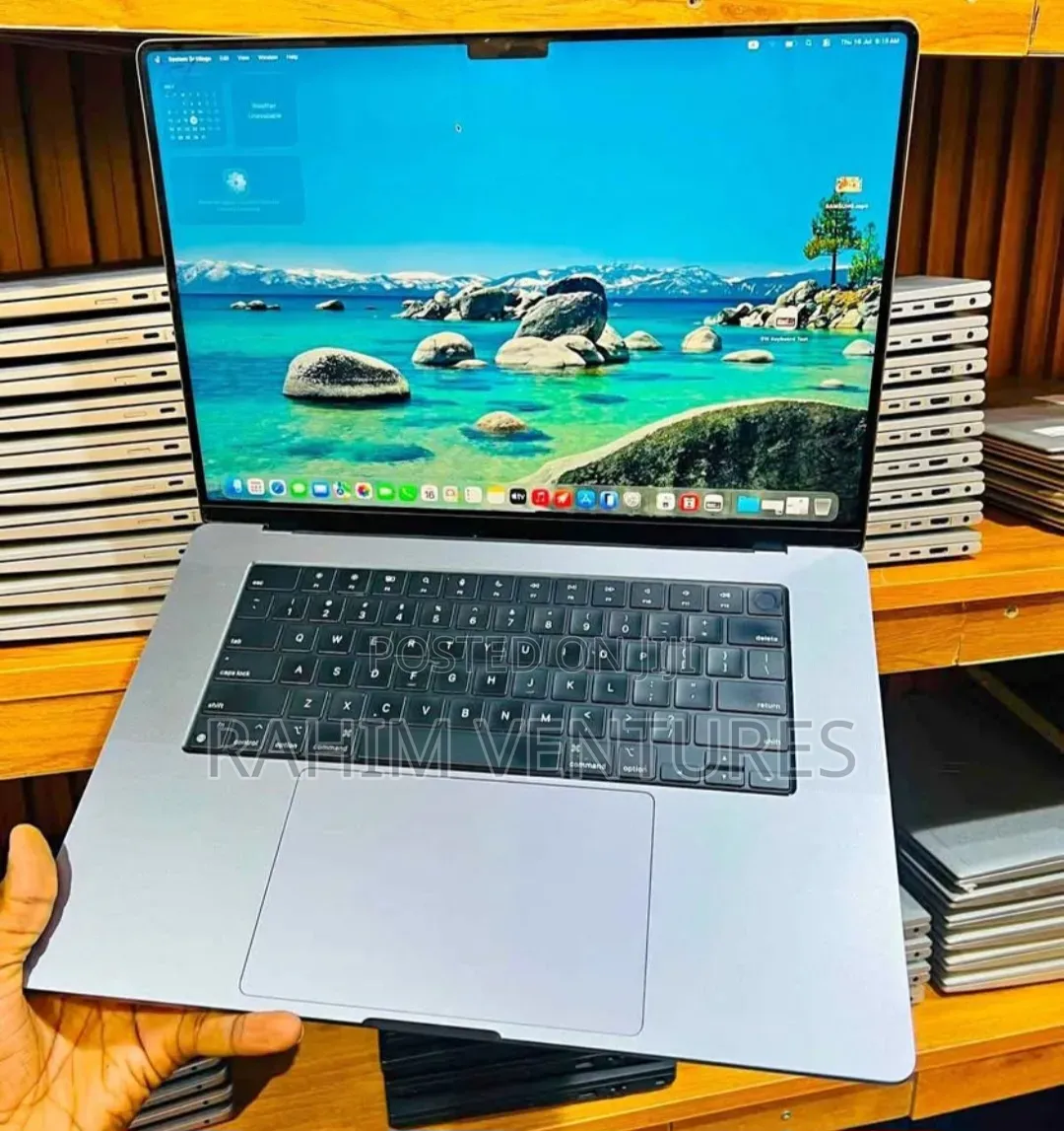 Laptop Apple MacBook Pro 2021 M1 16GB Intel Core i7 SSD 512GB