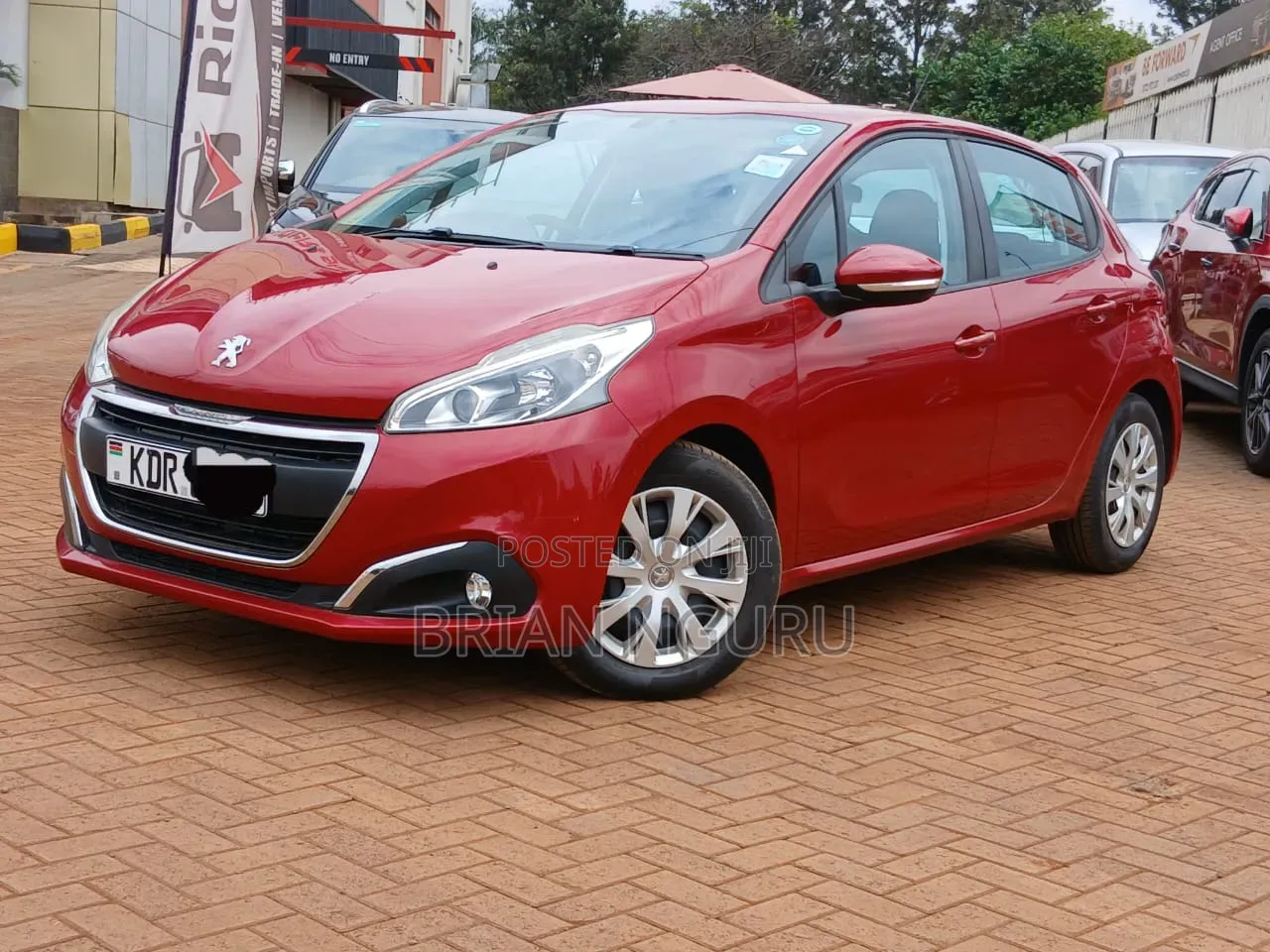 Peugeot 208 2017 Red