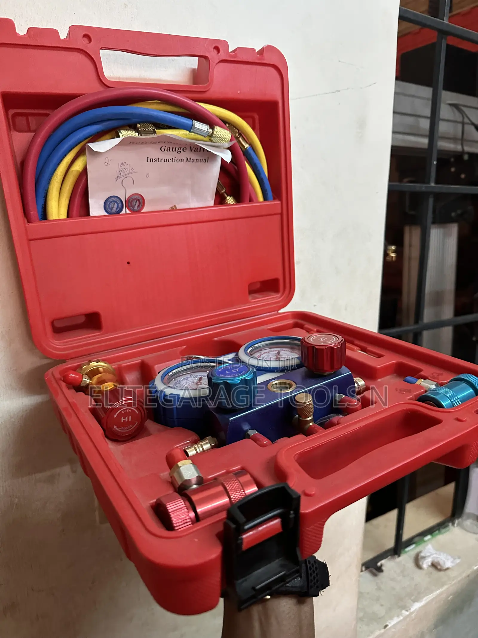 Heavy Duty AC Meter/Refrigerant Double Gauge Valve