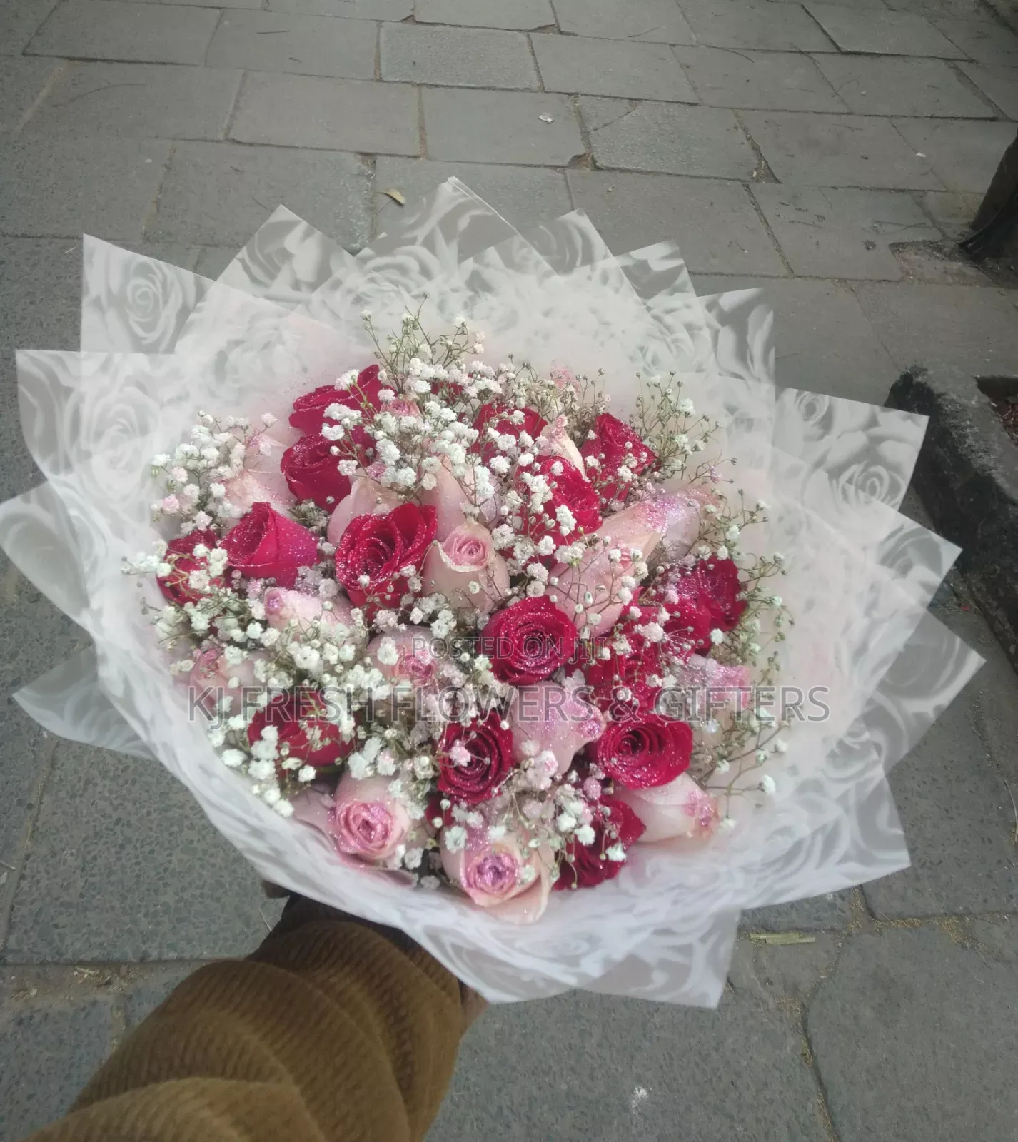 Flower Gifts for New Moms- Same Day Roses Bouquet and Gifts Delivery