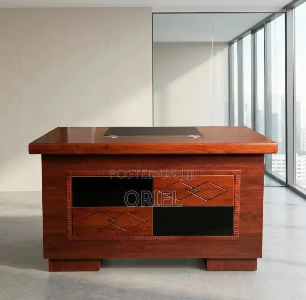 Office Desk : 1.4M Corporate Mahogany Desk