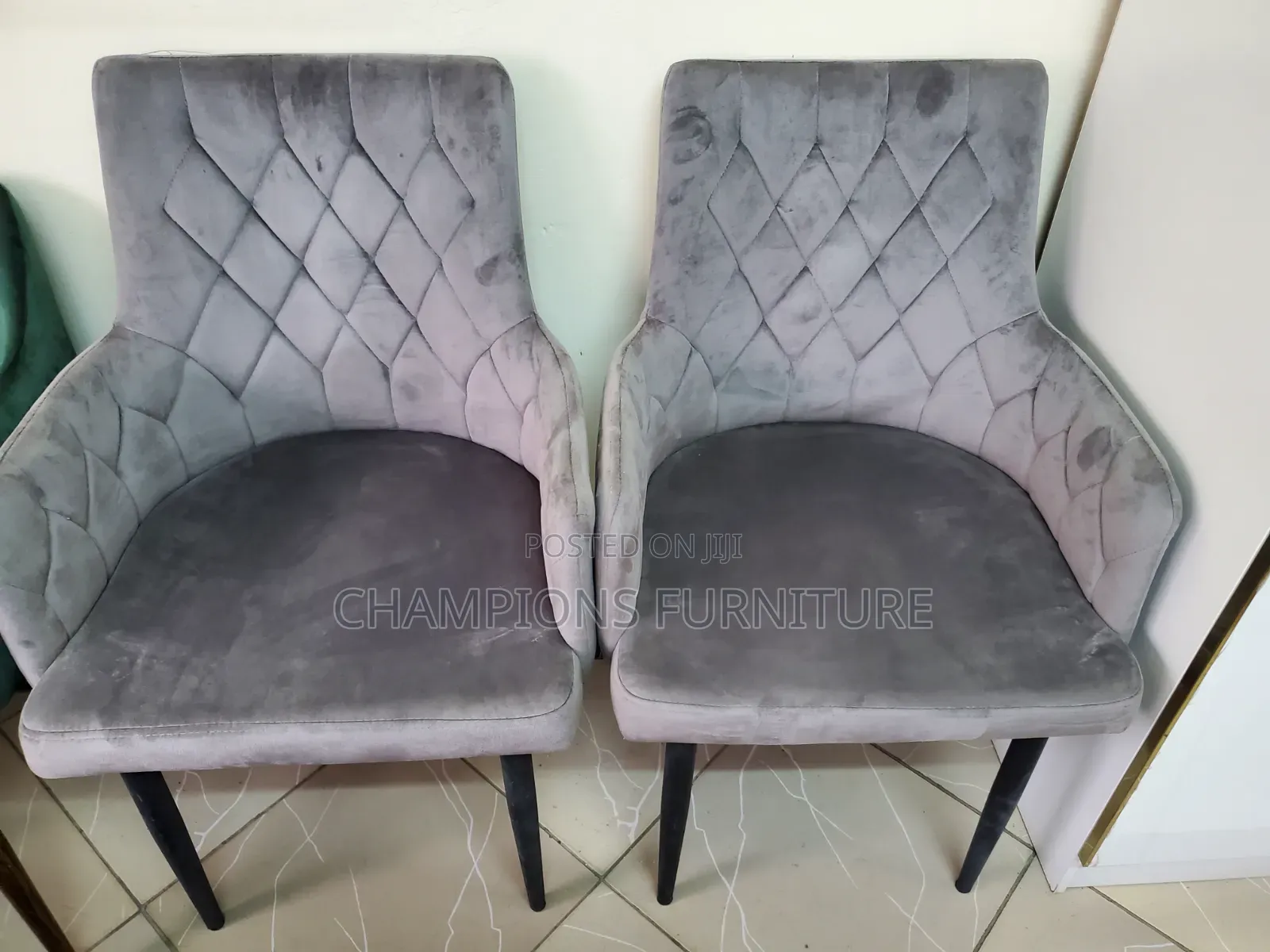 Diamond Tufted Grey Velvet Accent Chair