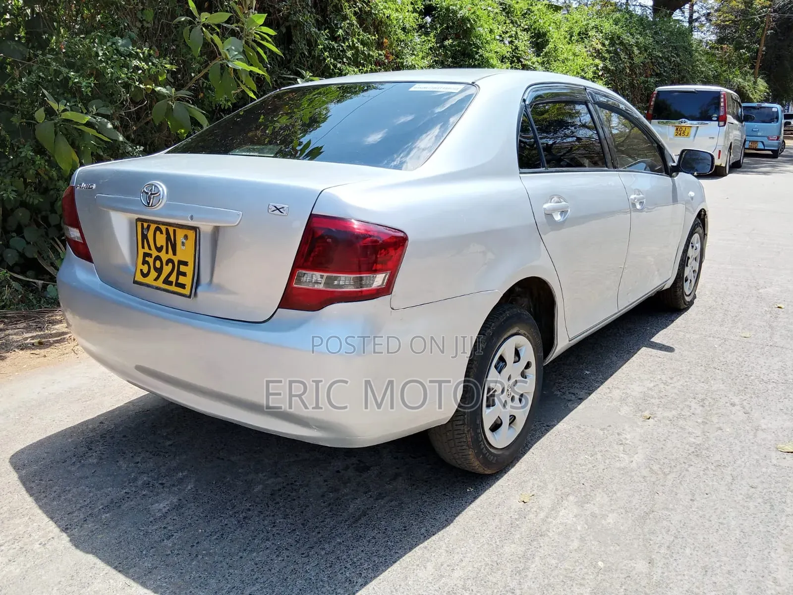Toyota Axio 2010 Silver