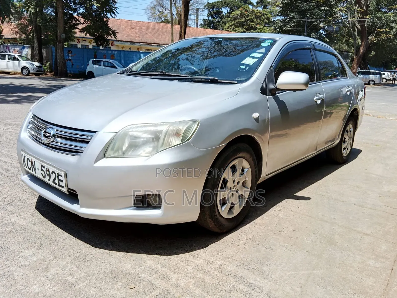 Toyota Axio 2010 Silver