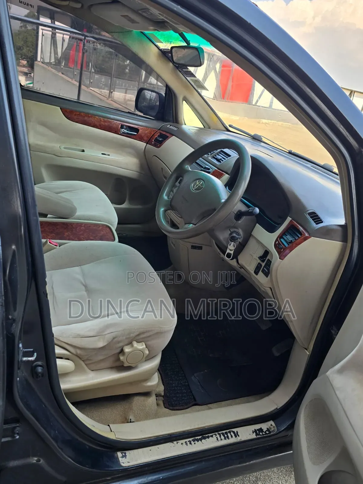 Toyota Ipsum 2004 Black