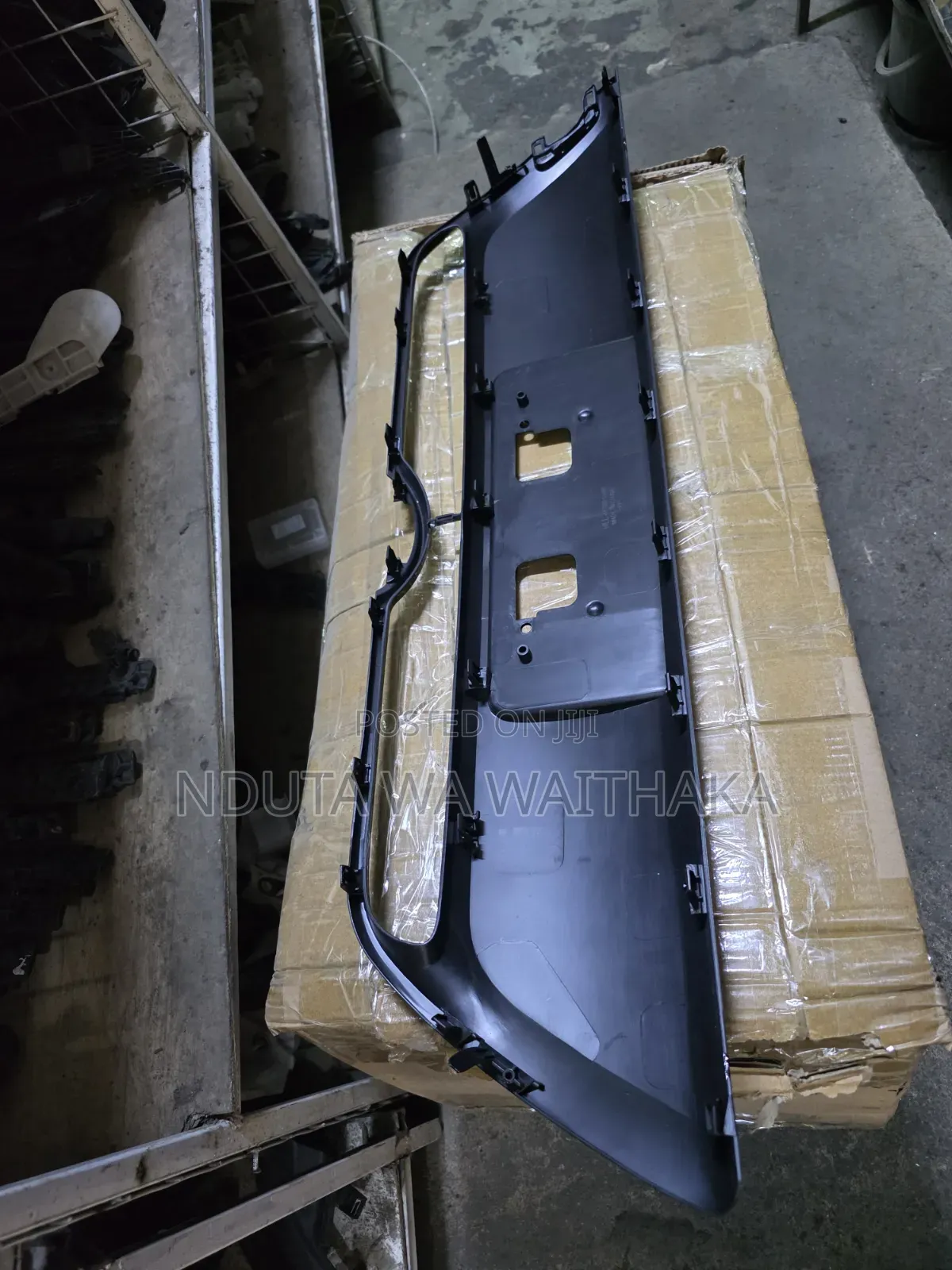 Lower Bumper Grille Toyota Aqua 2019