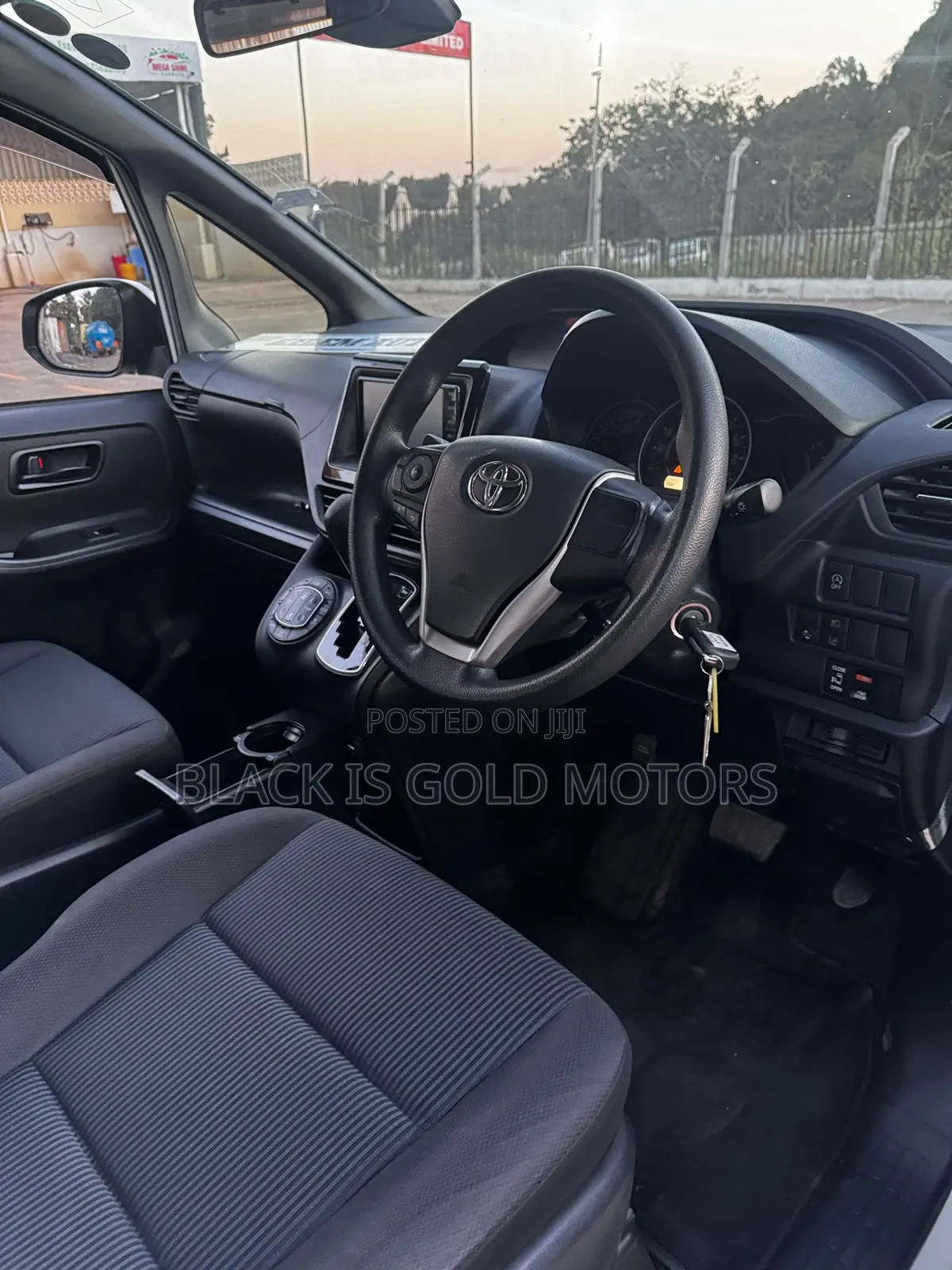Toyota Voxy 2019 White