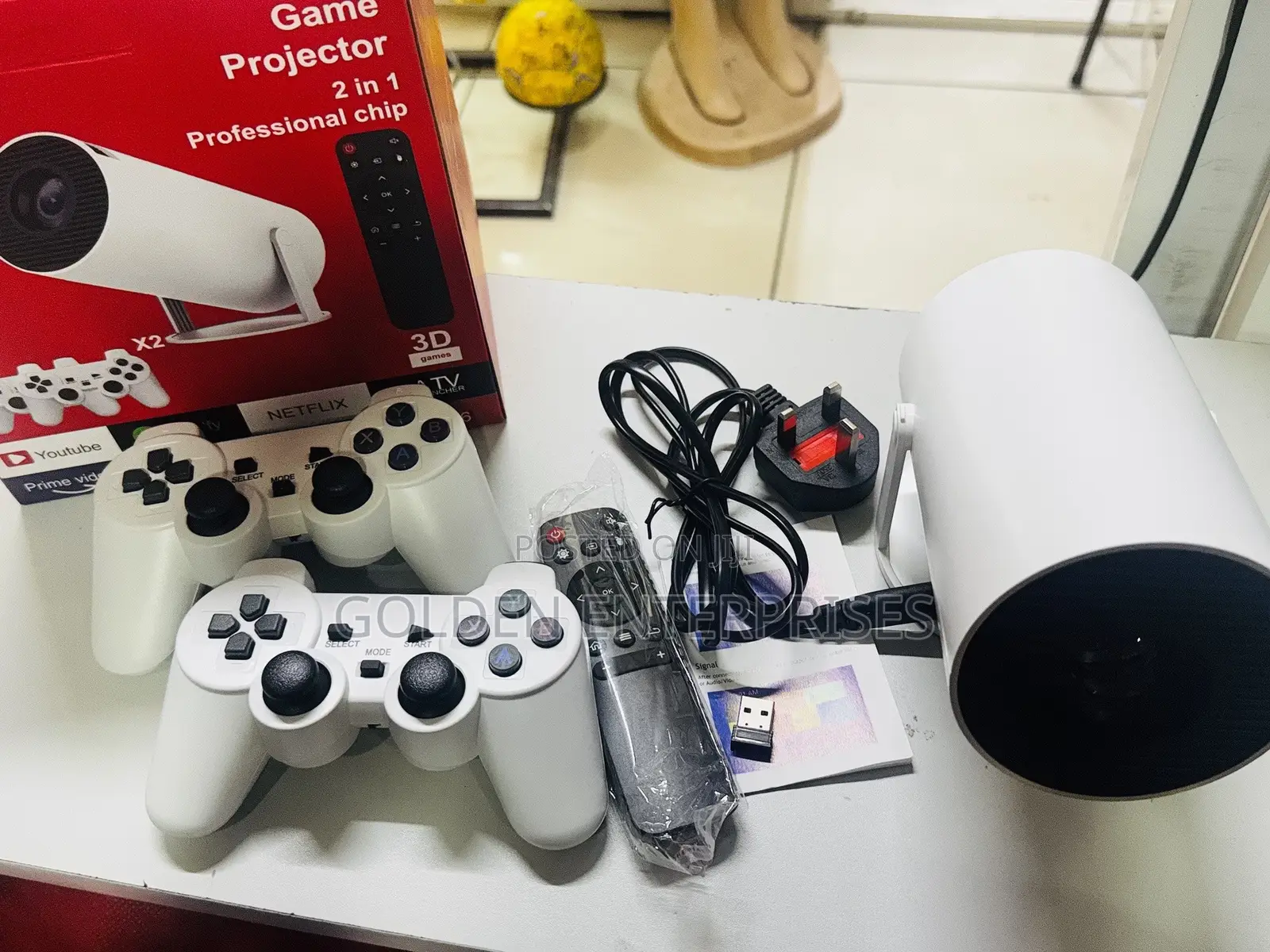 2-in-1 Projector and Retro Gaming Console, Family Entertainment System