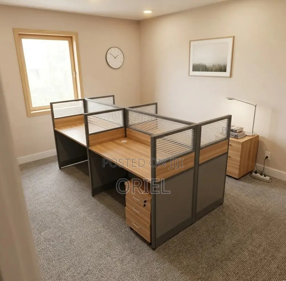 Office Workstation : Office Modular Staff Workstation for 4