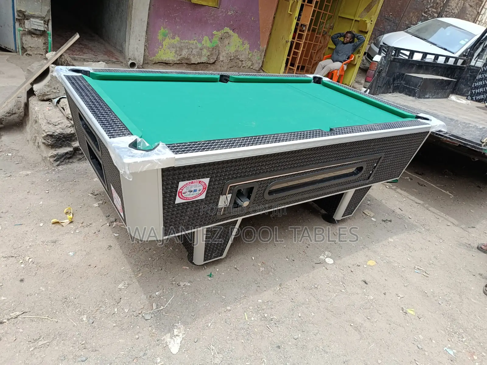 Manual Ball Return Pool Table