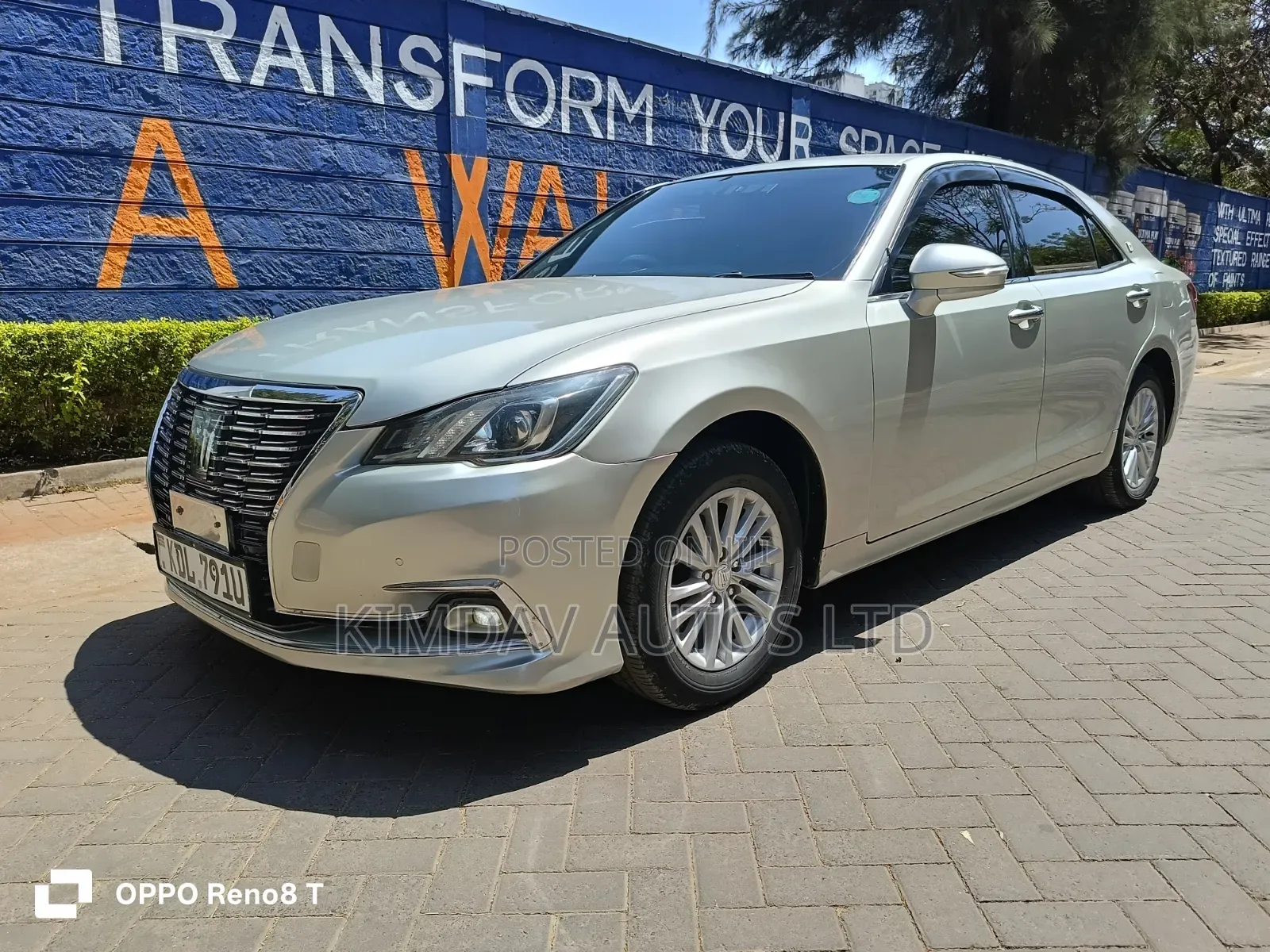 Toyota Crown 2016 Silver