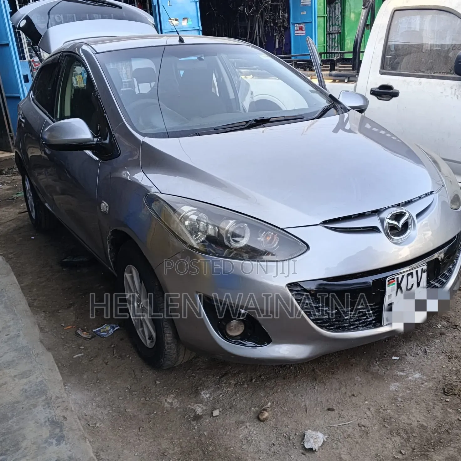Mazda Demio 2012 Silver