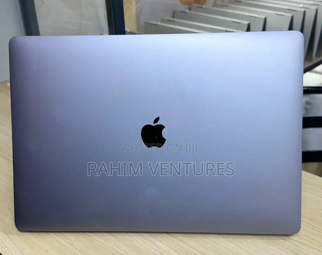 Laptop Apple MacBook Pro 2019 16GB Intel Core i7 SSD 500GB