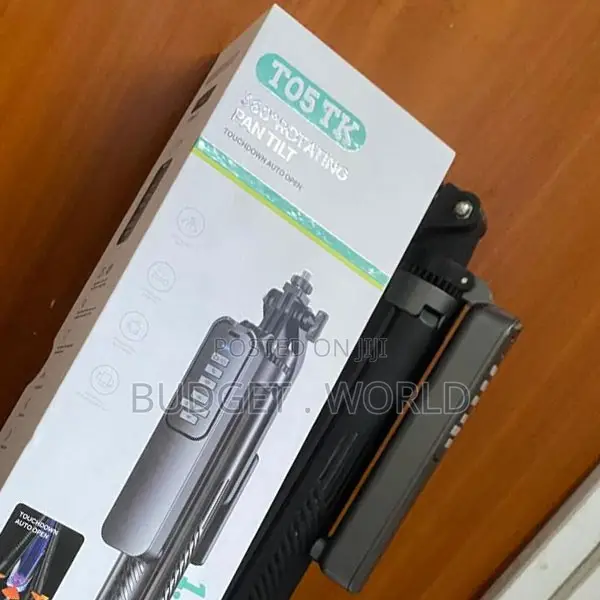 T05 360° Rotating Phone Tripod Selfie Stick