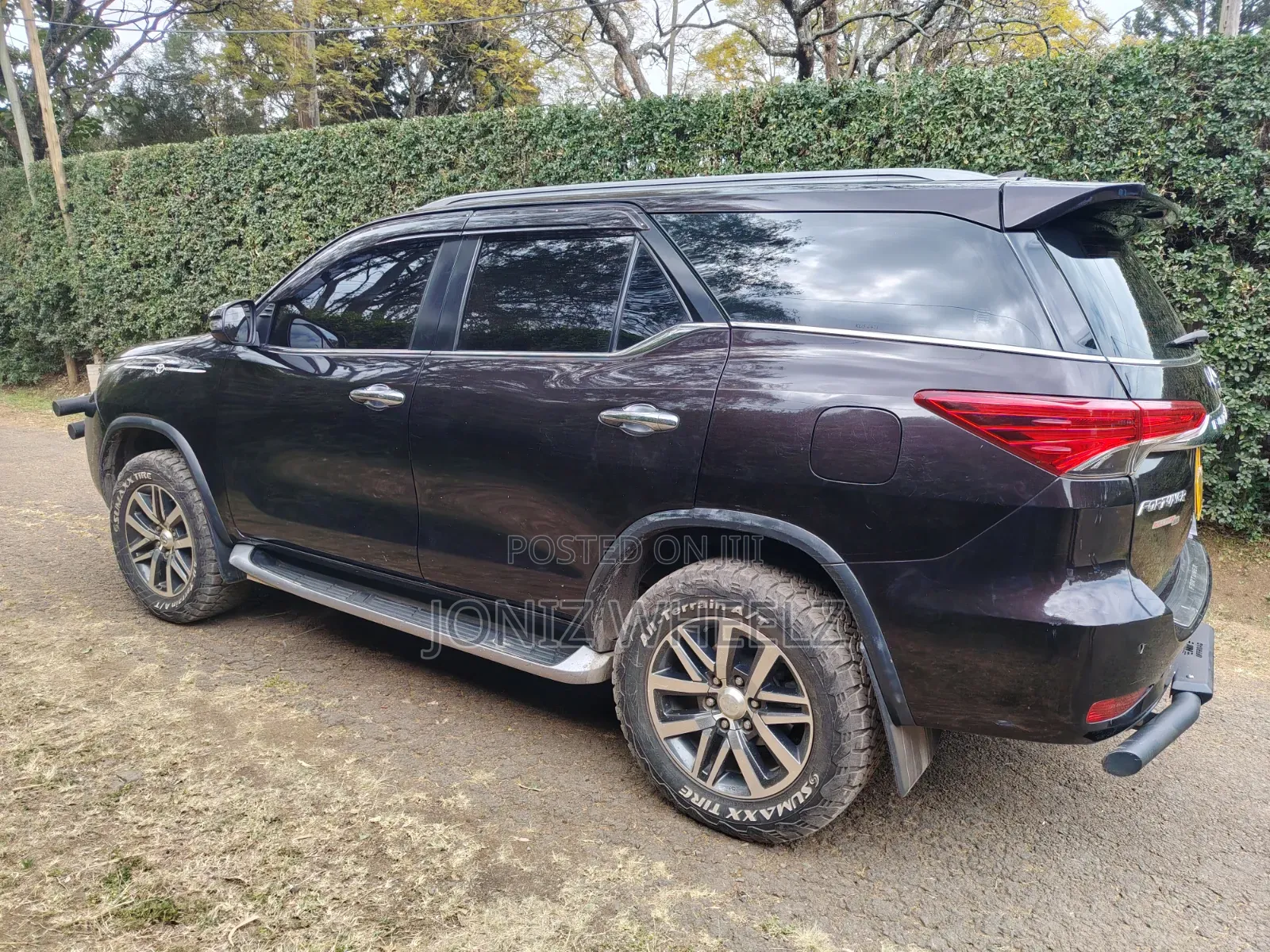 Toyota Fortuner 2018 Brown