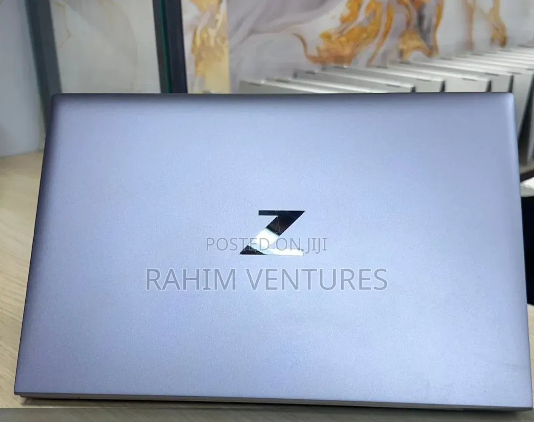 Laptop HP ZBook Firefly G8 32GB Intel Core i7 SSD 512GB