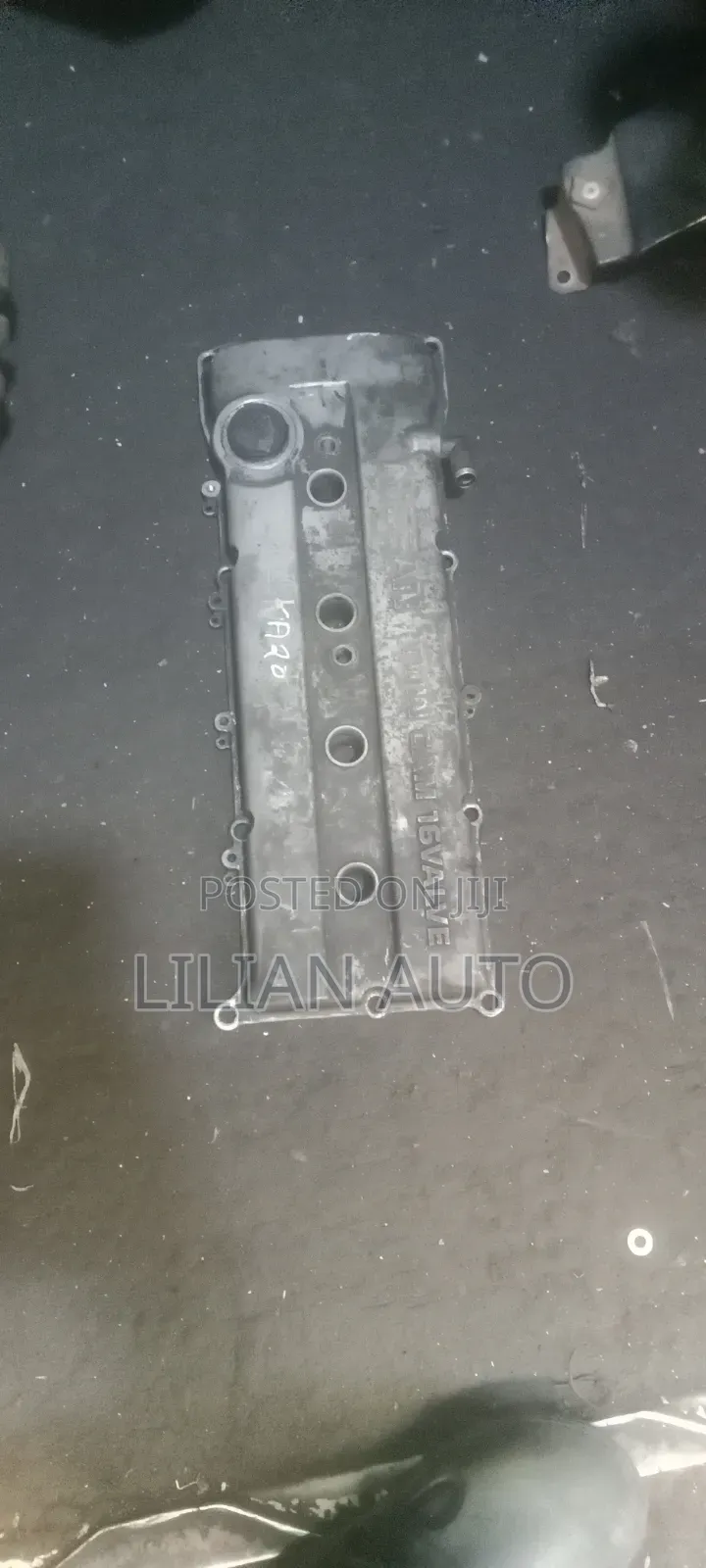 Nissan Hardbody Top Cover