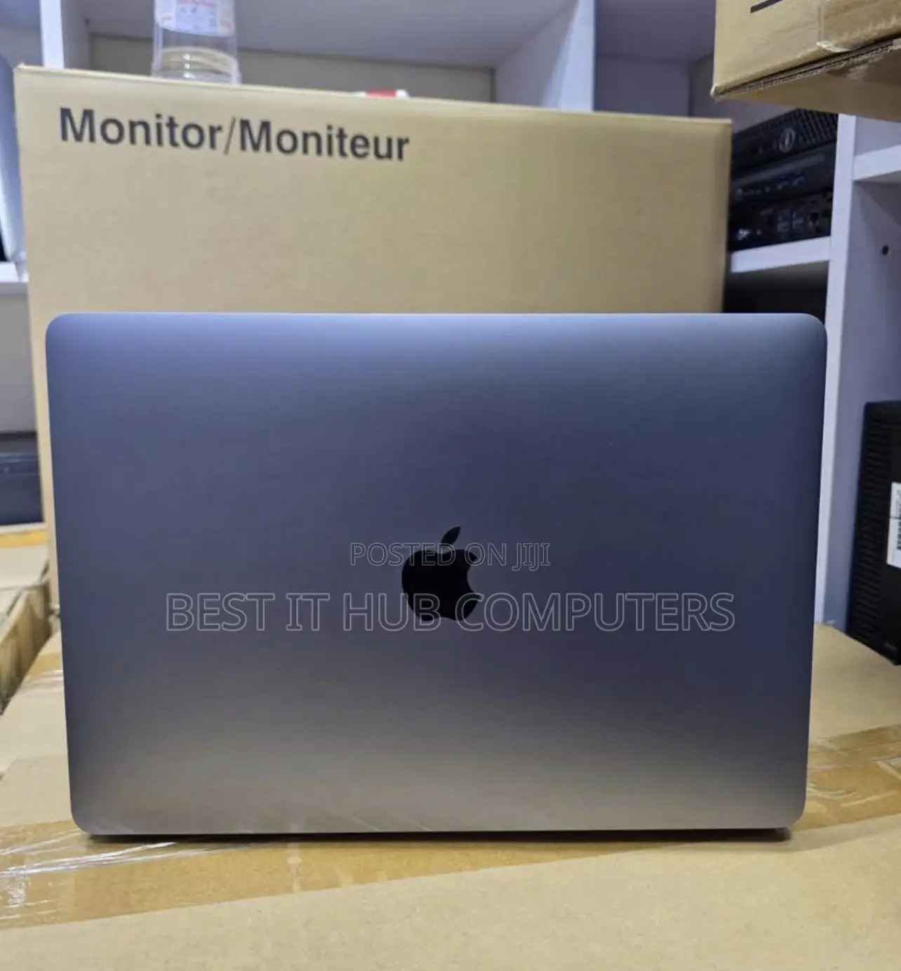 Laptop Apple MacBook Pro 2020 16GB Intel Core i7 SSD 512GB