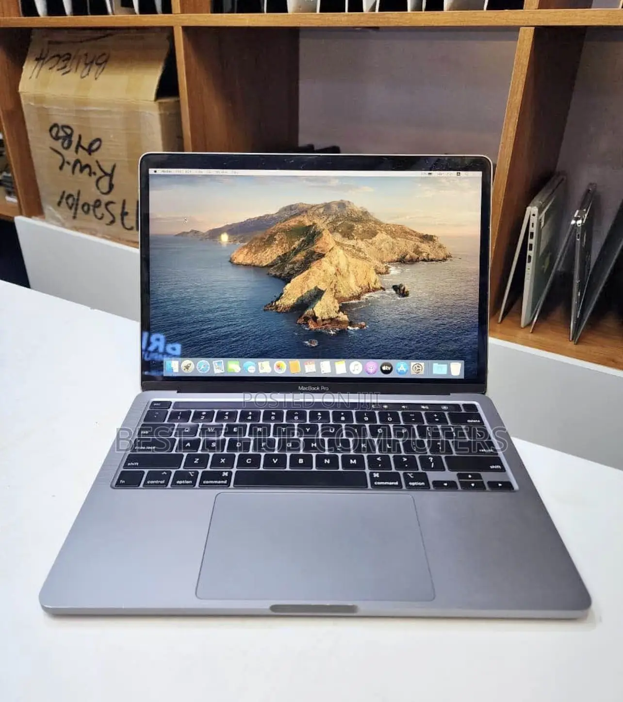Laptop Apple MacBook Pro 2020 16GB Intel Core i7 SSD 512GB
