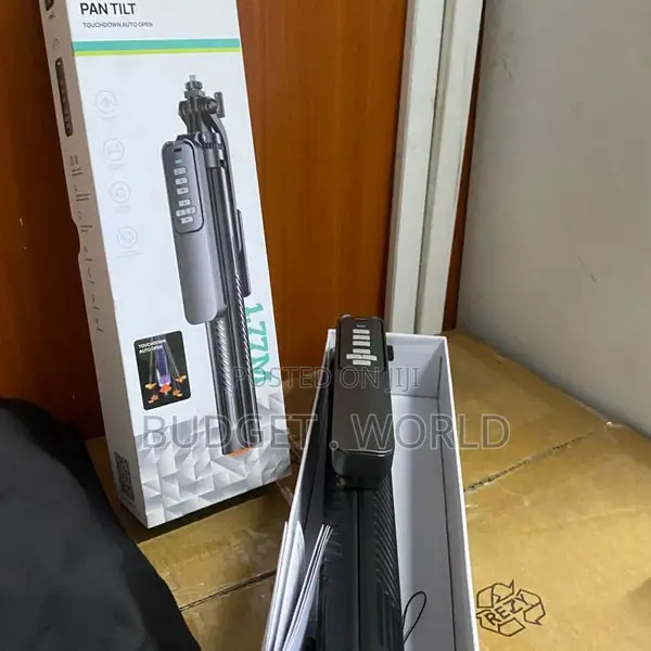 T05 Professional 360° Pan Tilt Selfie Stick Tripod