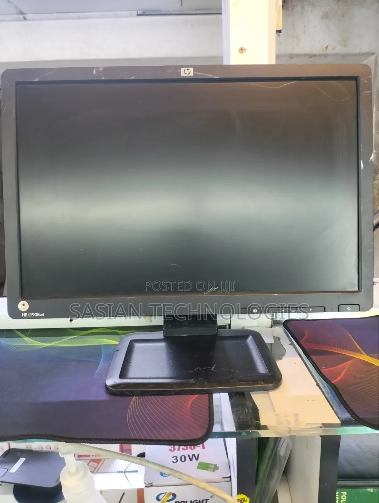 HP L1908wi 19 Inches Wide Monitor