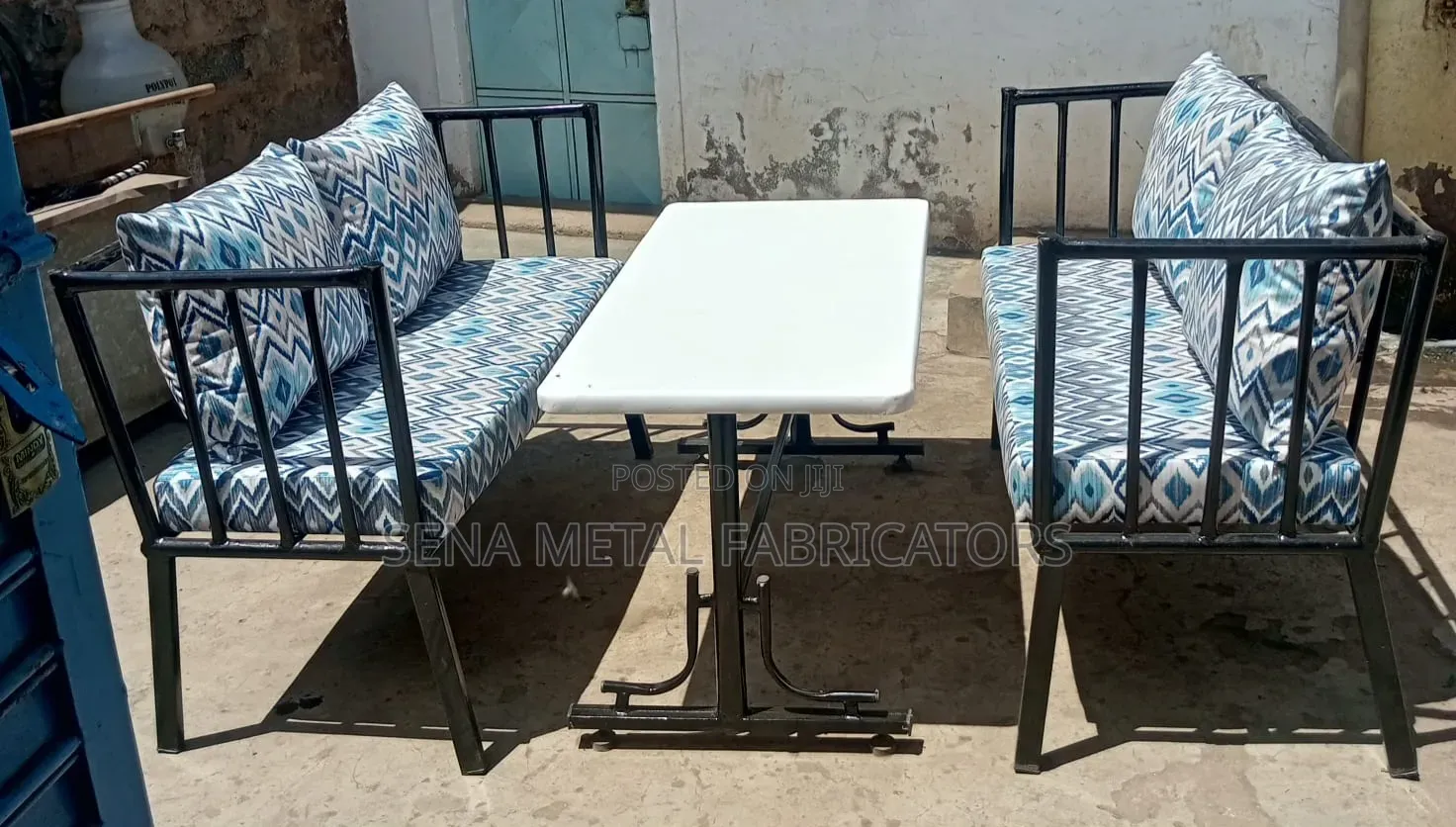 Bar Metal 2-Seater Sofa Set With a Table.