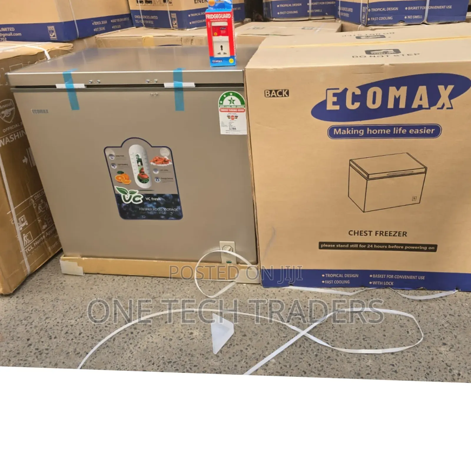 Chest Freezer/ Deep Freezer 169 Litres With a Free Guard