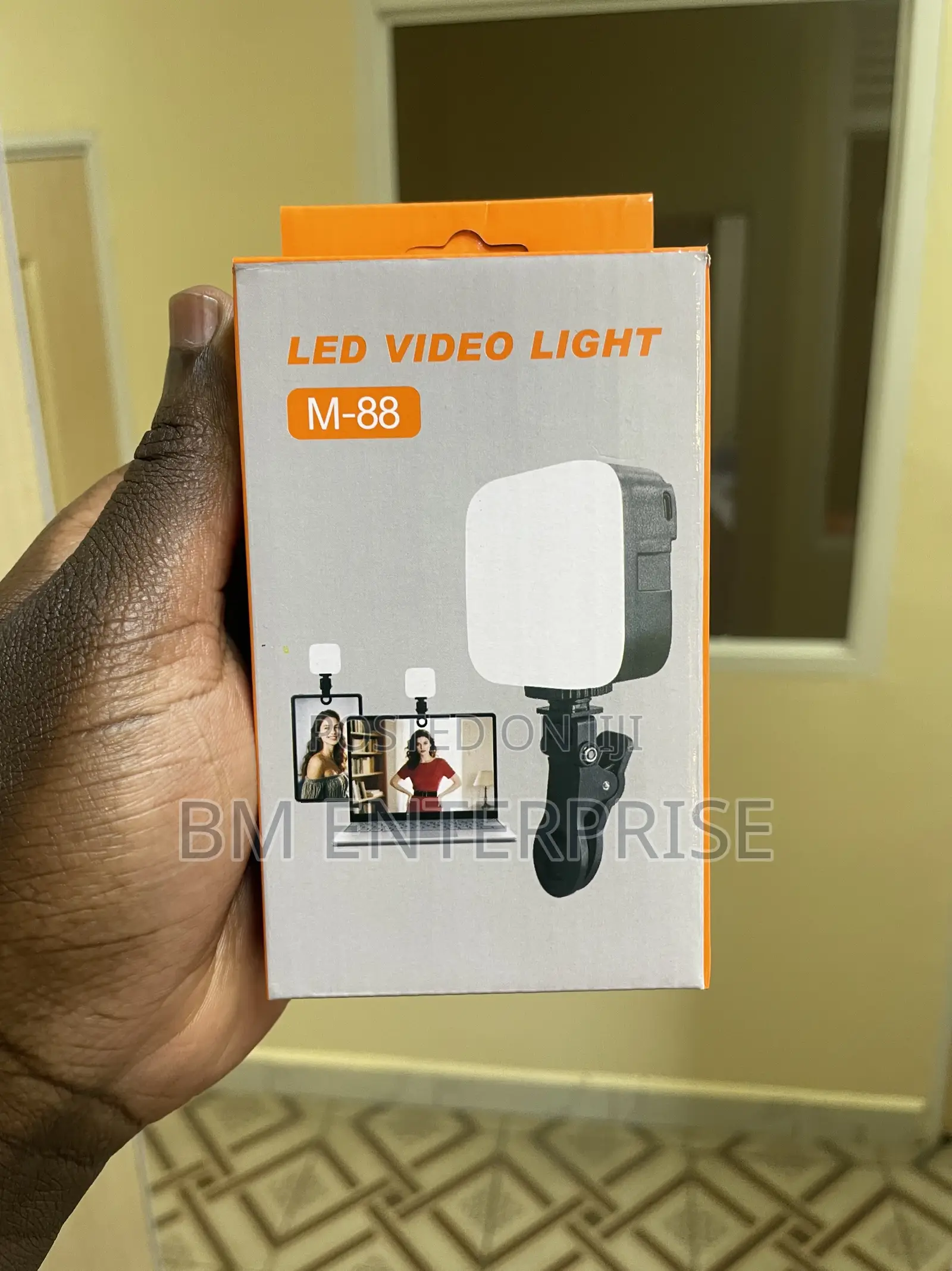 High Quality M88 LED Video Clip Light