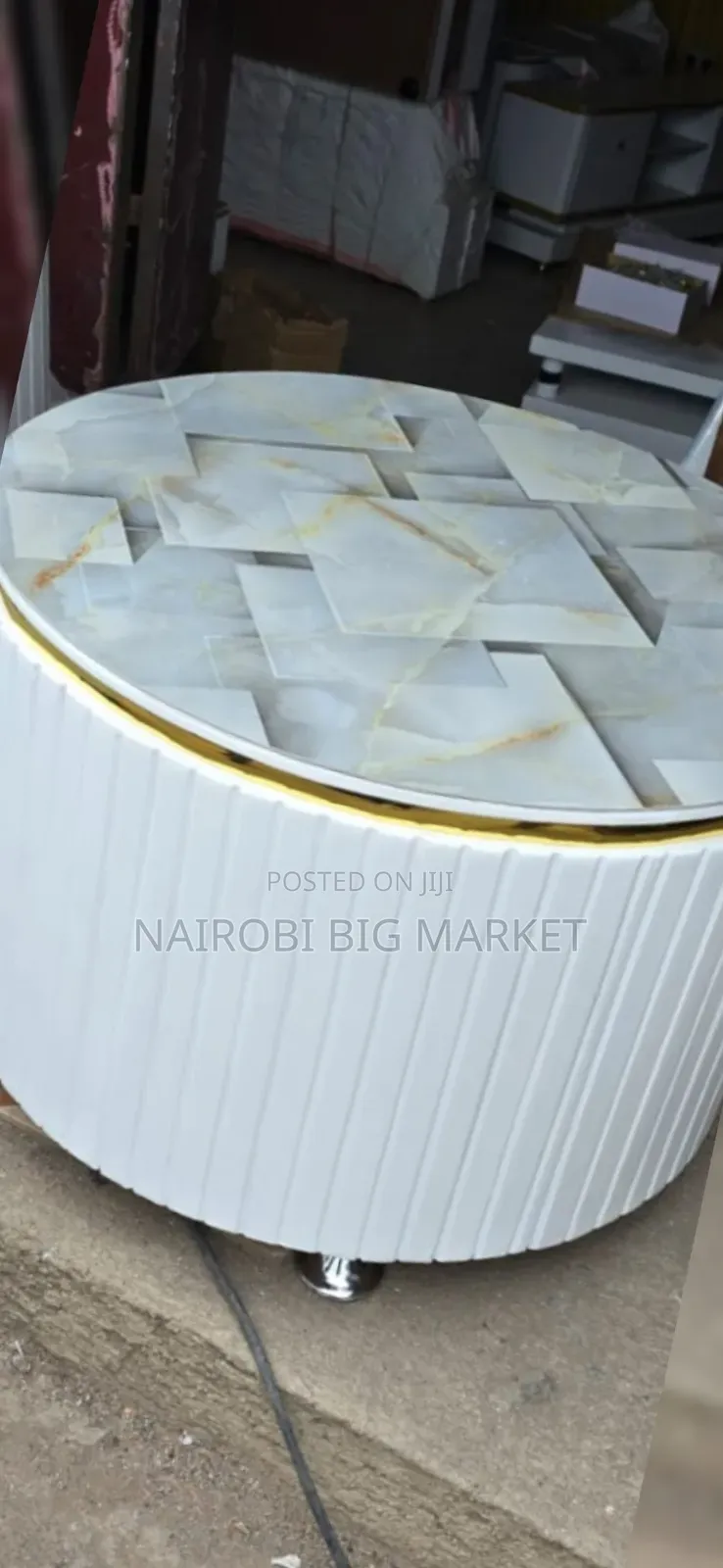 White Executive Modern Round Coffee Table