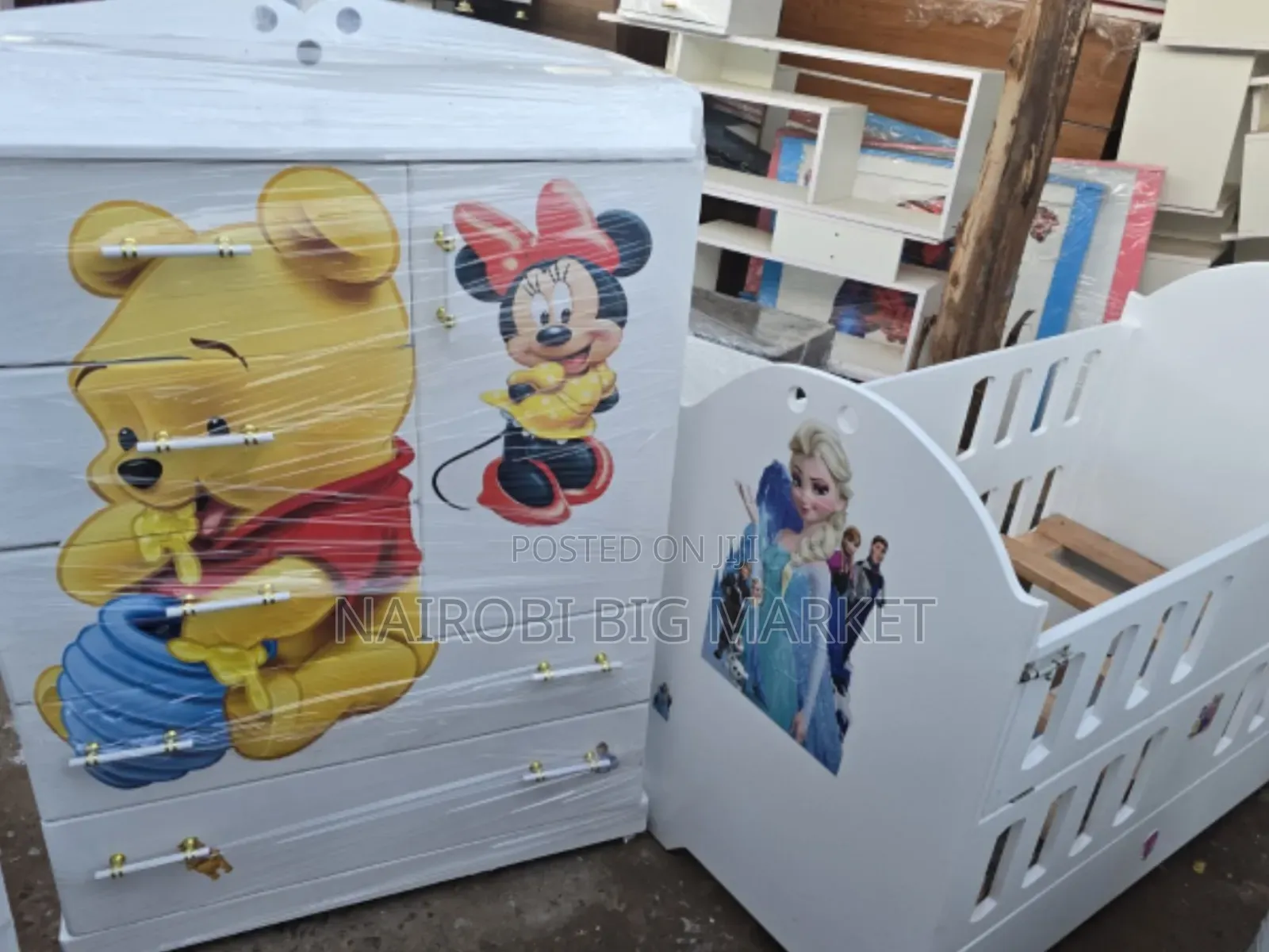 Both Baby Coat Bed Chest of Drawers Baby Wooden Wardrobe