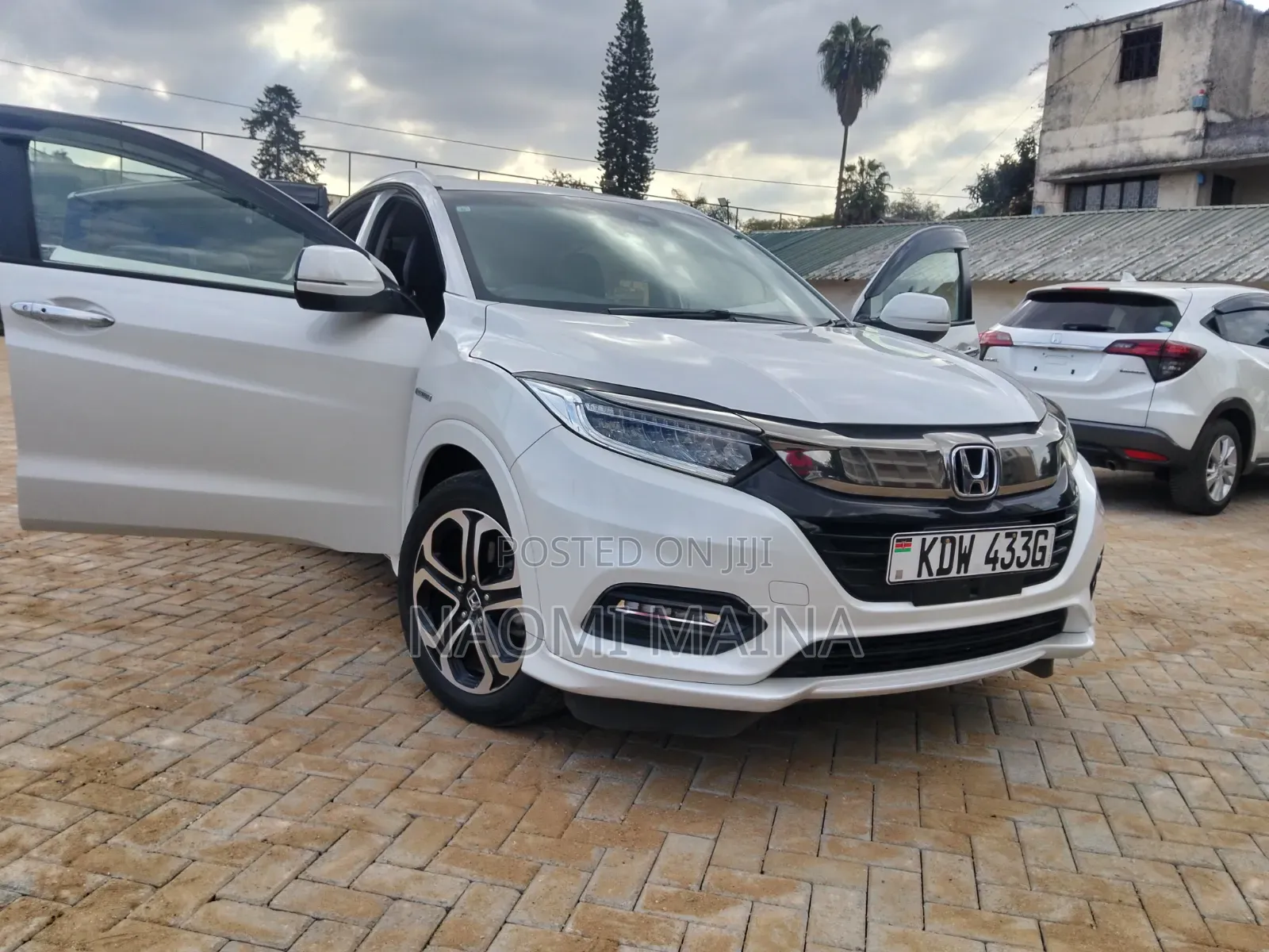 Honda Vezel 2019 White