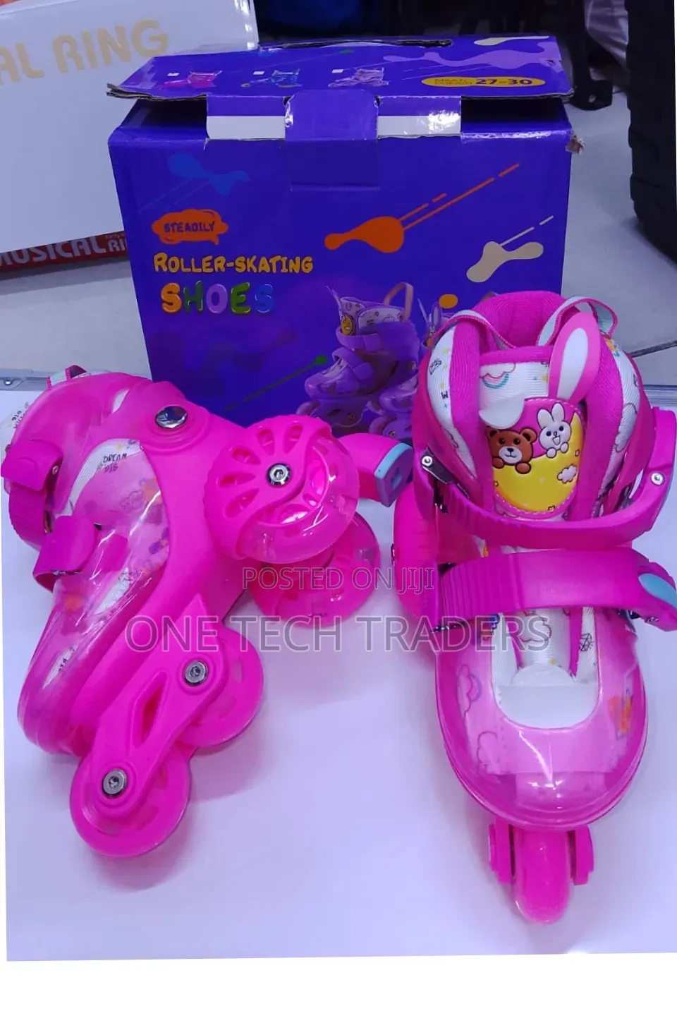 Adjustable Skating Shoes With Multi- Wheel Layout