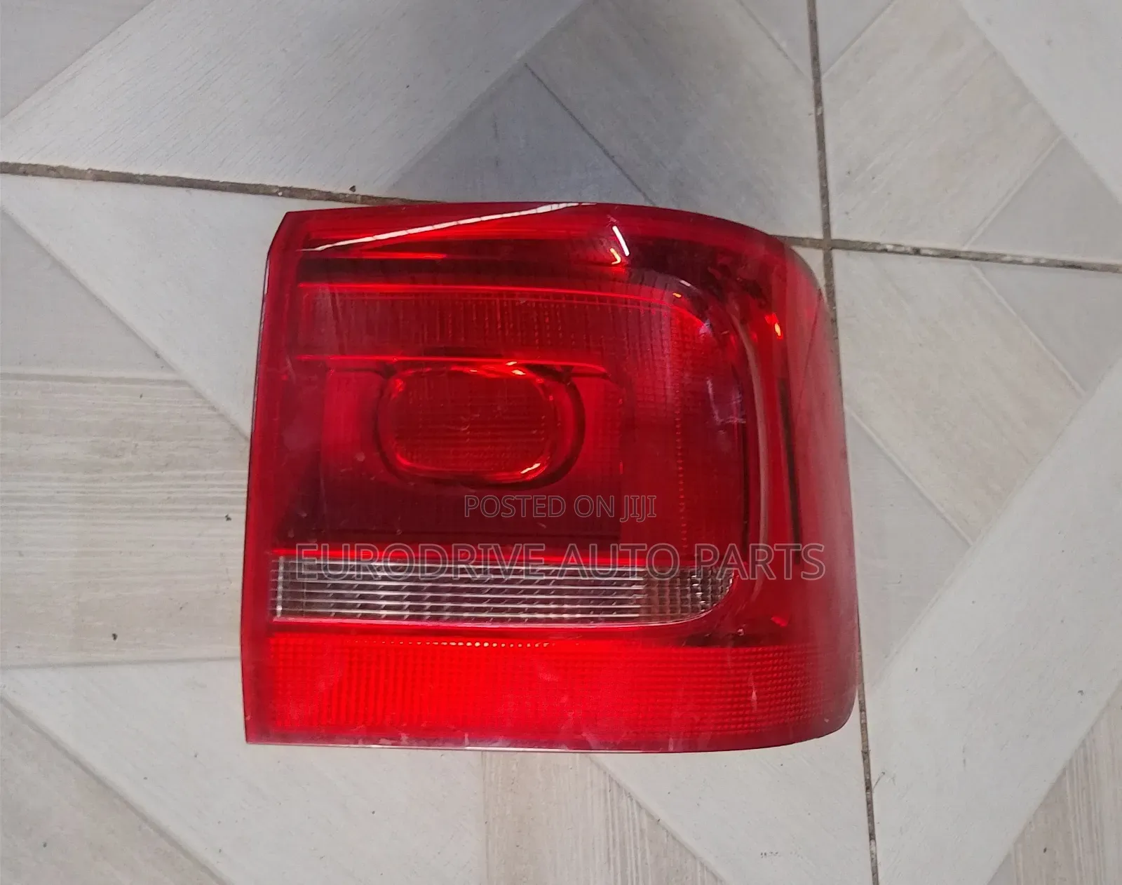 Volkswagen Touran Taillight 2010-2015 Model