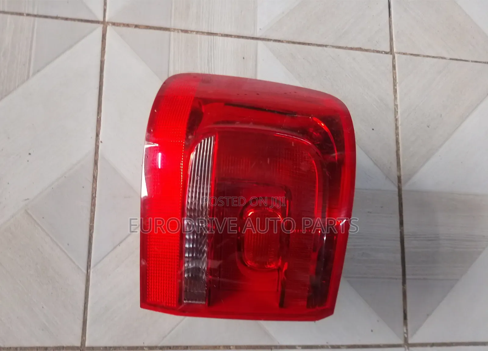 Volkswagen Touran Taillight 2010-2015 Model