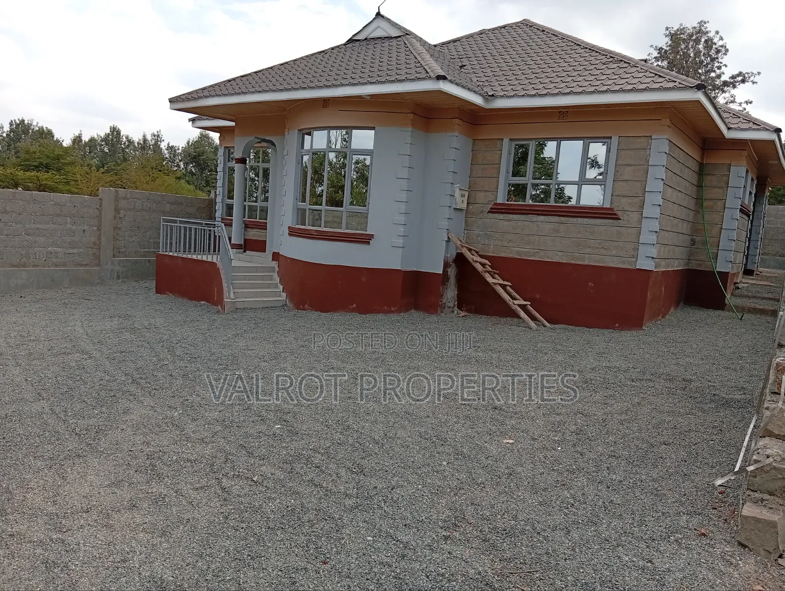 4bdrm Bungalow in Matasia for sale