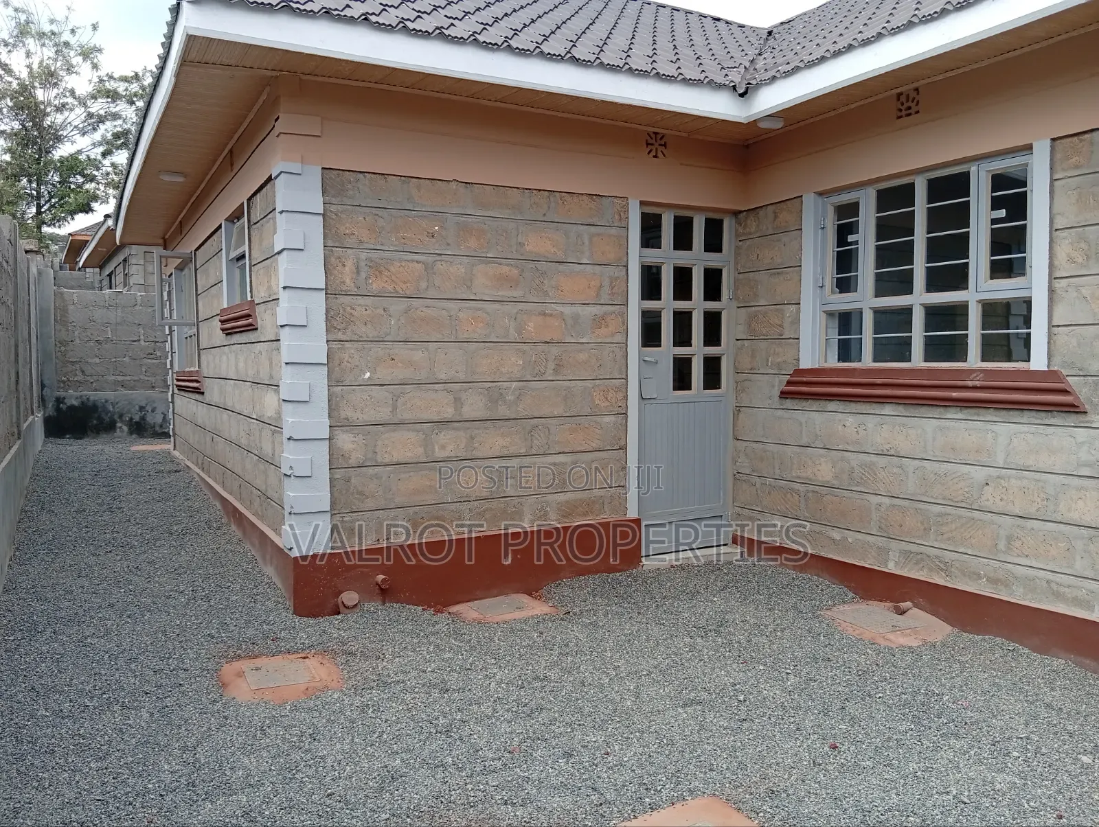 4bdrm Bungalow in Matasia for sale