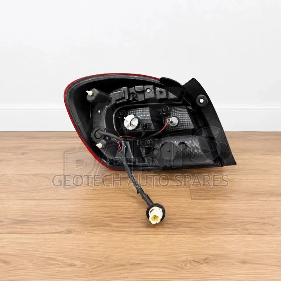 Suzuki Baleno Original Taillights