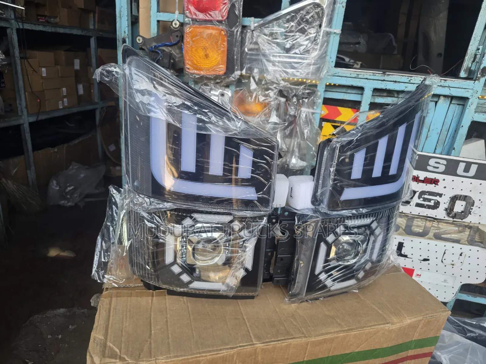 Isuzu Nmr,nqr and F-Series L.E.D Headlight Assembly