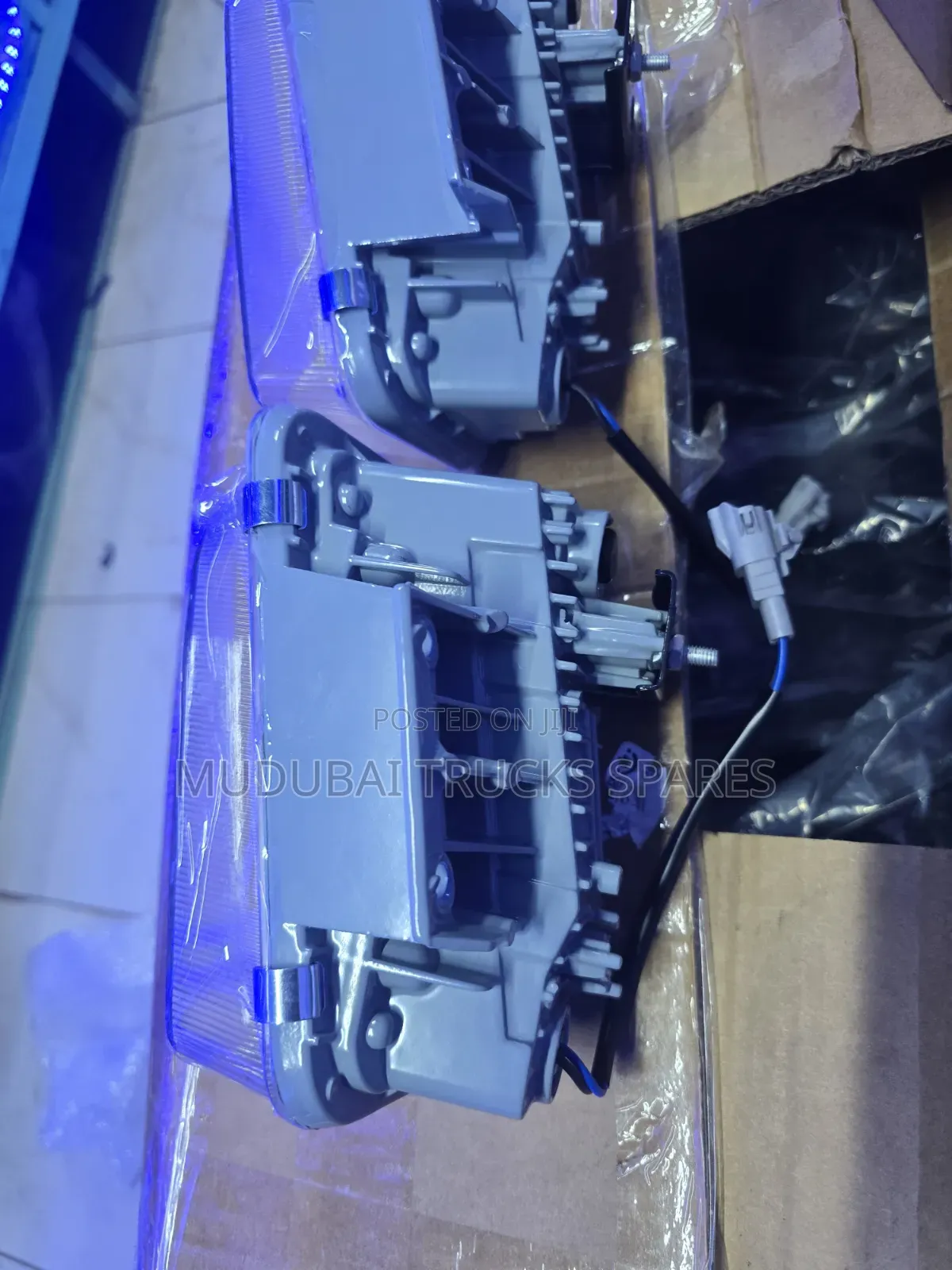 Isuzu Nmr, Nqr, Frr90 Fvz34 LED Fog Lamps