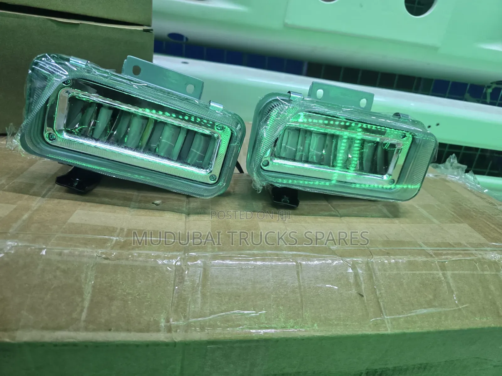 Isuzu Nmr, Nqr, Frr90 Fvz34 LED Fog Lamps