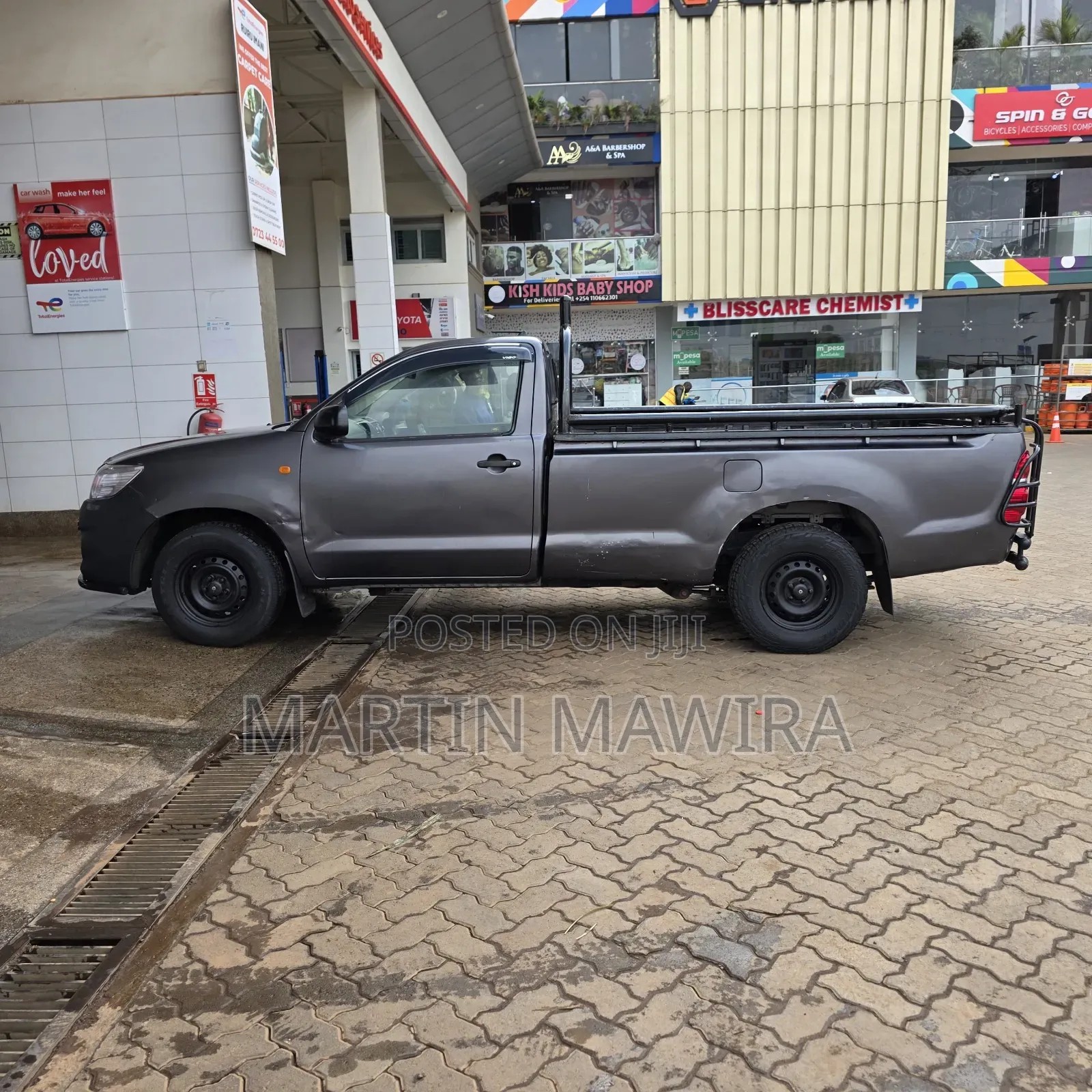 Toyota Hilux 2015 Gray